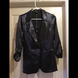 Soft satiny jacket from Buckle